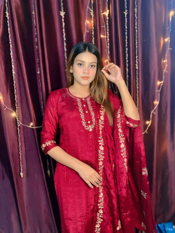 Pakistani Crept Chinon Three Piece